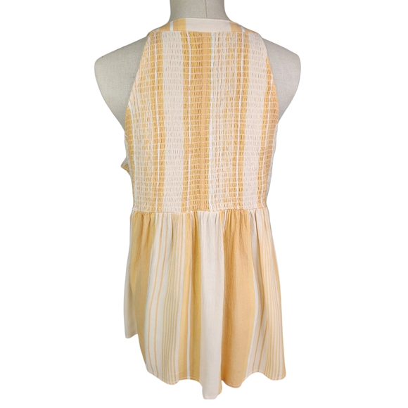 Torrid Yellow and Cream Sleeveless Button-Down Top - Picture 3 of 12
